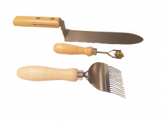 Paket avtckningskniv avtckningsgaffel och kaksporre tillverkat i Sverige av OGT