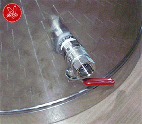 Dubbelmantlad Beh�llare 75 L. 40L Olje/vatten volym