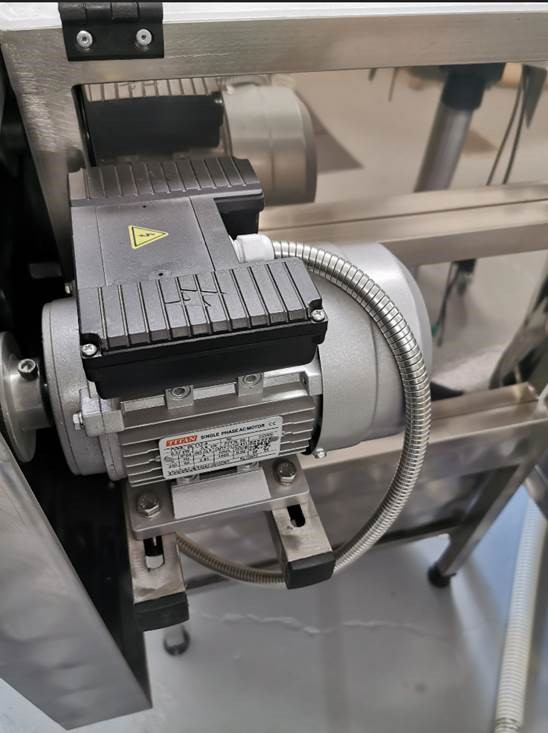 Avt�ckningsmaskin Langstroth med stativ och uppsamlingsl�da LP:s