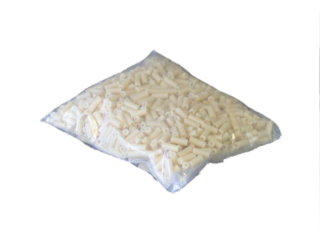 Avst�ndshylsor utan spik, ca 1000 st.